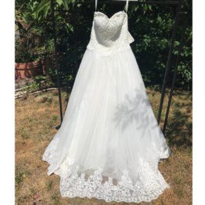 Wedding dress